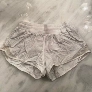 Lululemon Hotty Hot Short